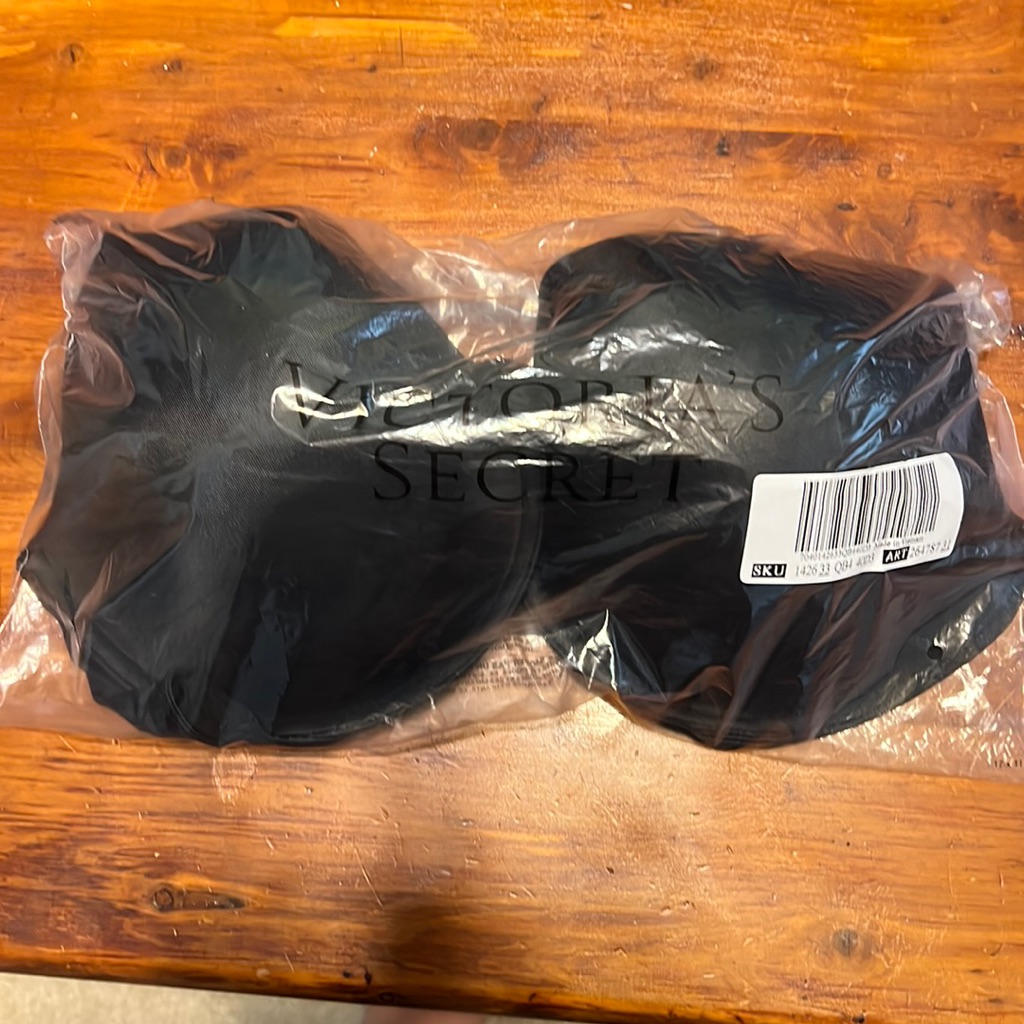 Brand New Vs Pink Bra